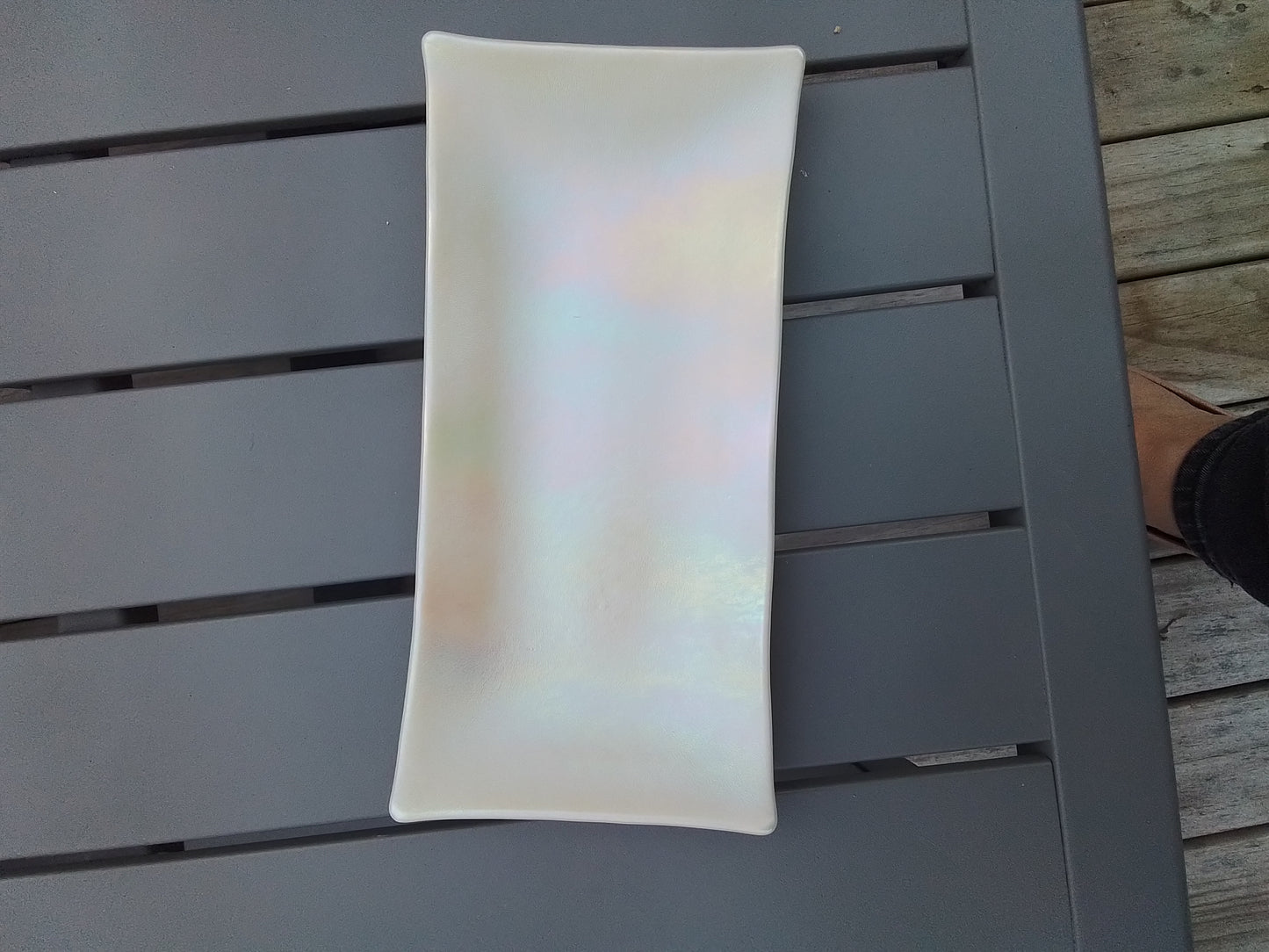 Cream Luminescent Wave Dish
