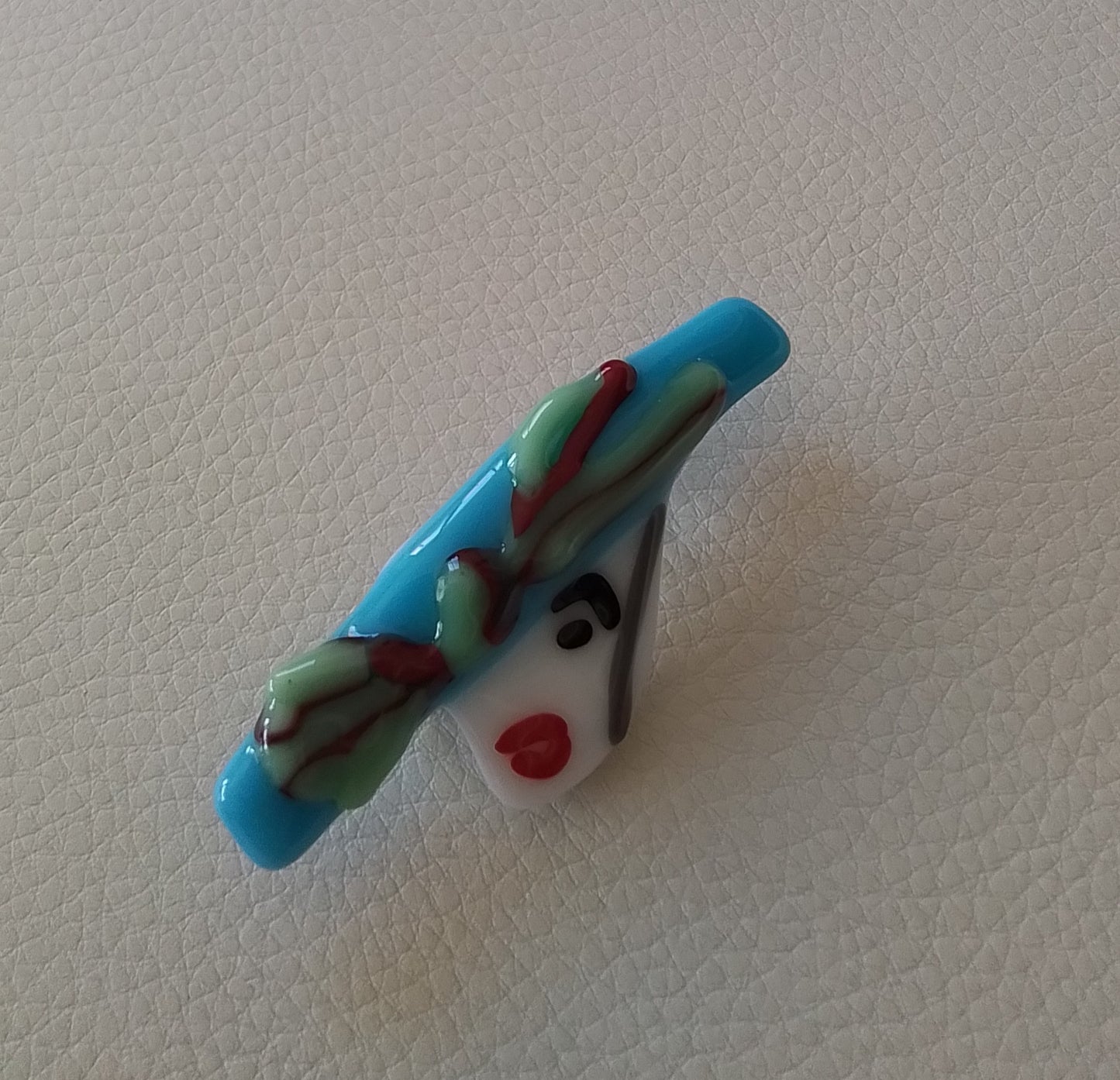Ladies in Hats brooch