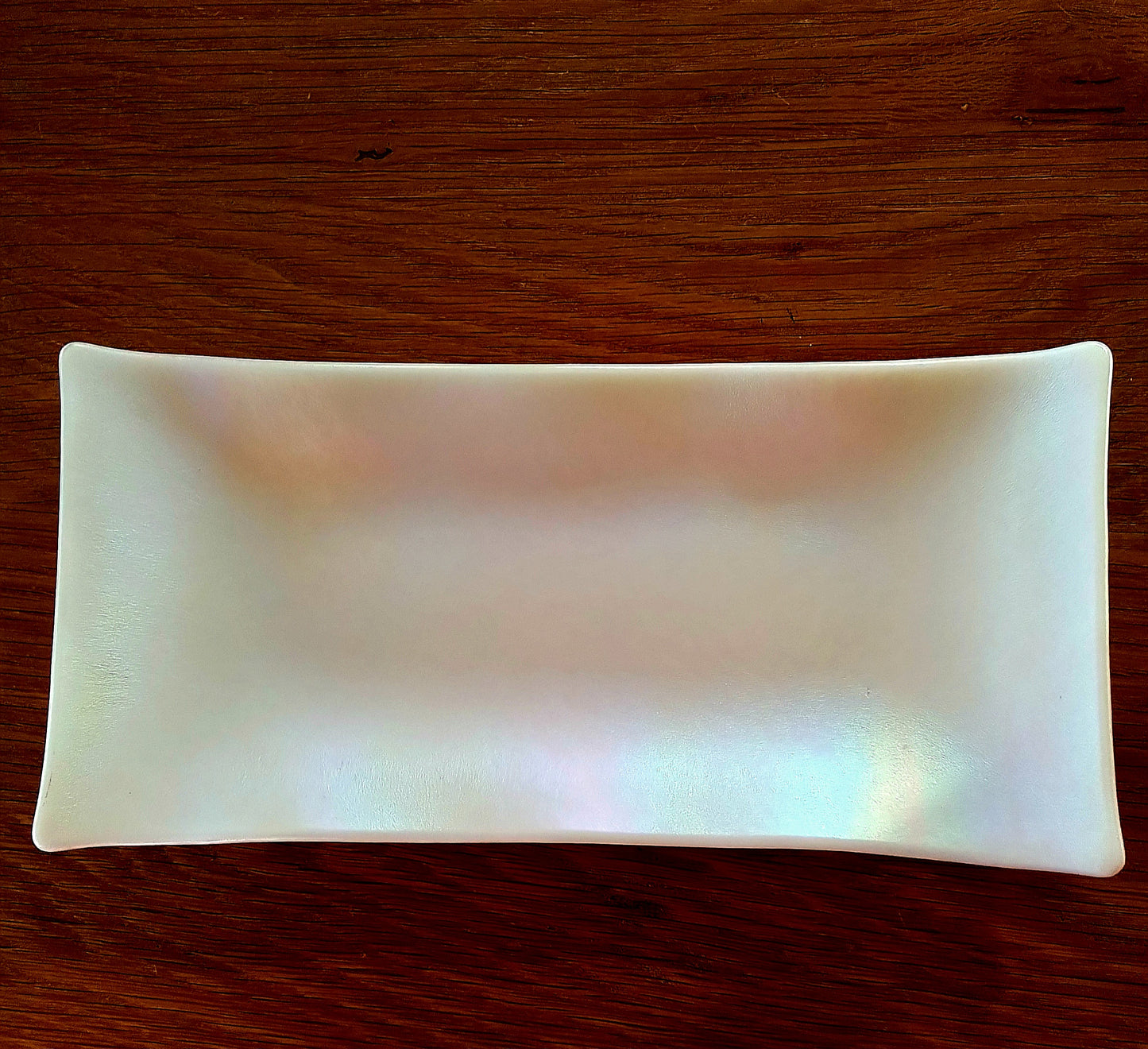 Cream Luminescent Wave Dish